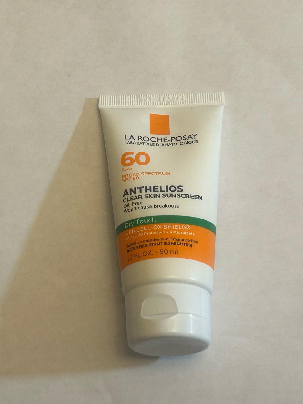 3/35$ item 🍑 La Roche-Posay Anthelios SPF 60 sunscreen